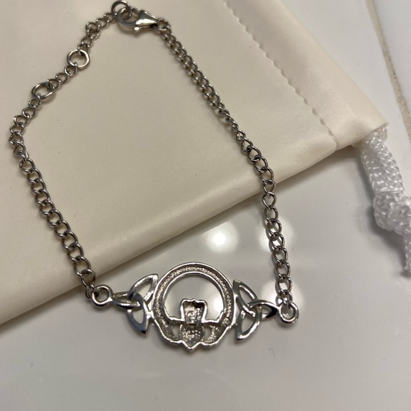 NEW Celtic Claddagh + Trinity Knot Anklet Silver-Plated - Picture 3 of 3